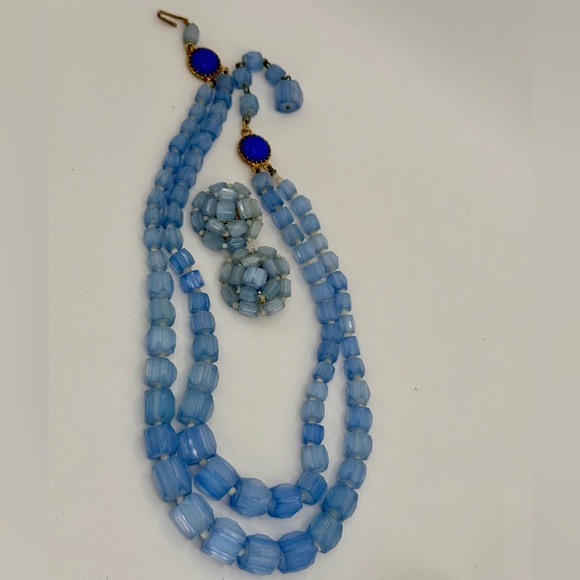 Vintage Elegant Blue Glass Beaded Double Strand Necklace & Earrings - Picture 3 of 17